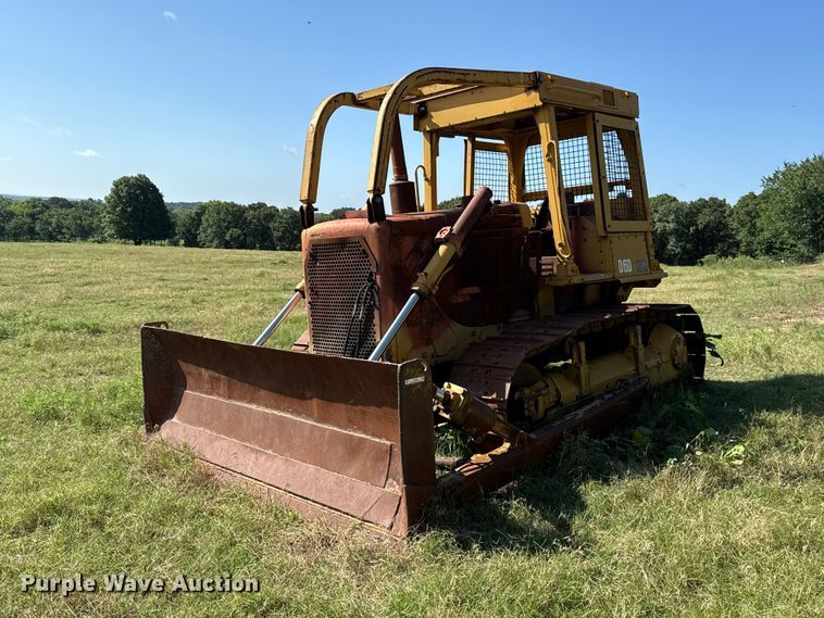 Caterpillar D6D dozer - ET6404