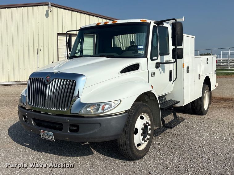 2005 International 4300 utility / service truck - EU5741