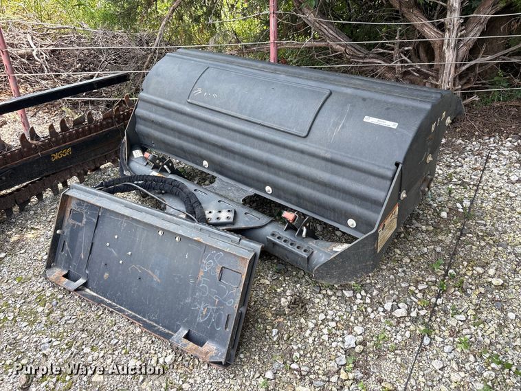 2026 Bobcat 68 angle broom skid steer broom - EU5757