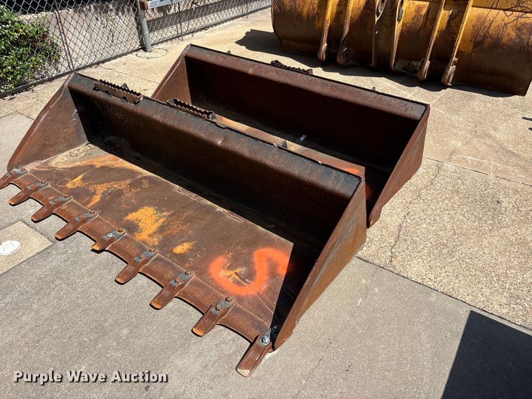 (2) Caterpillar skid steer buckets - EU5771