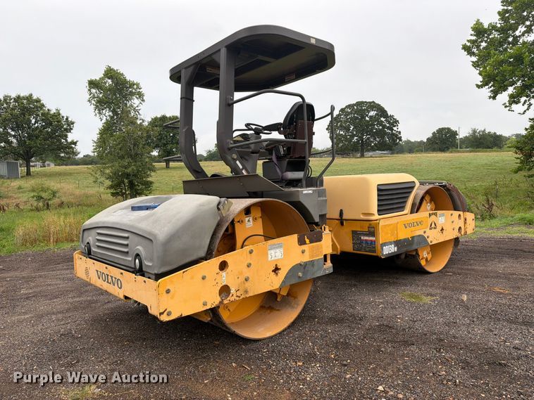 2010 Volvo DD138HF double drum vibratory roller - EX2504