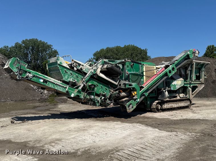 2016 McCloskey International 144R impact crusher - FB5749