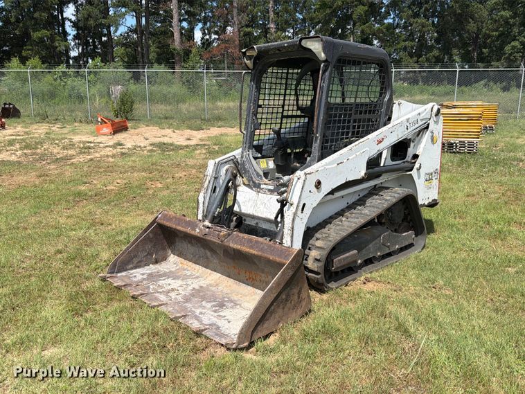 2019 Bobcat T450 tracked skid steer loader - FB8259