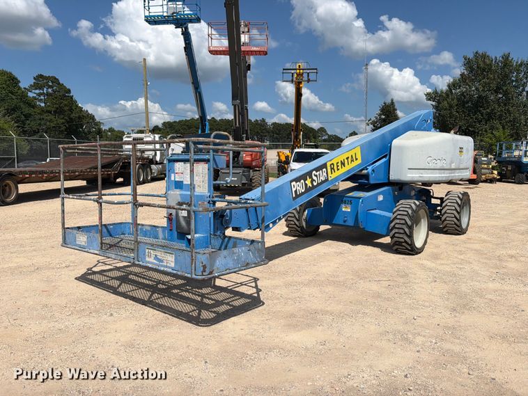 2008 Genie S-60HC boom lift - FB8263