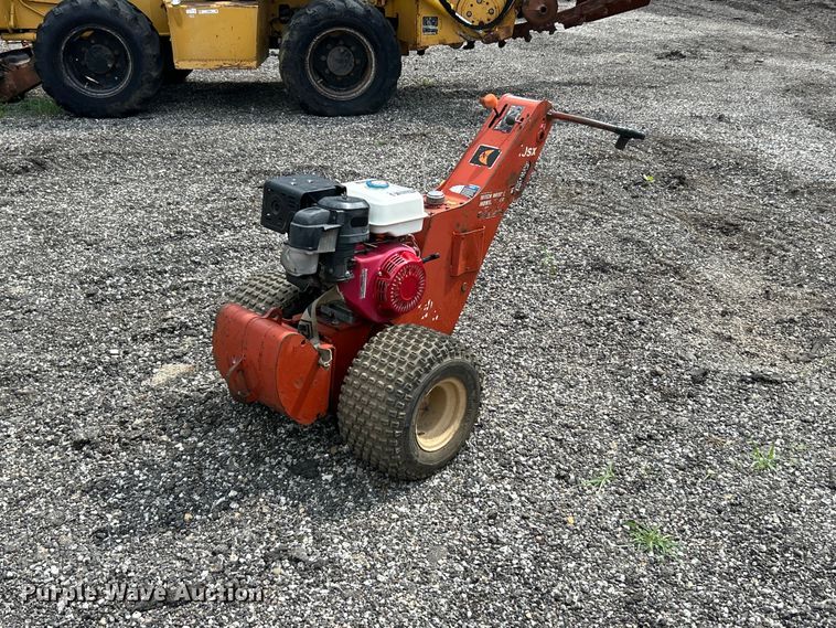 Ditch Witch 100SX vibratory cable plow - FC2865