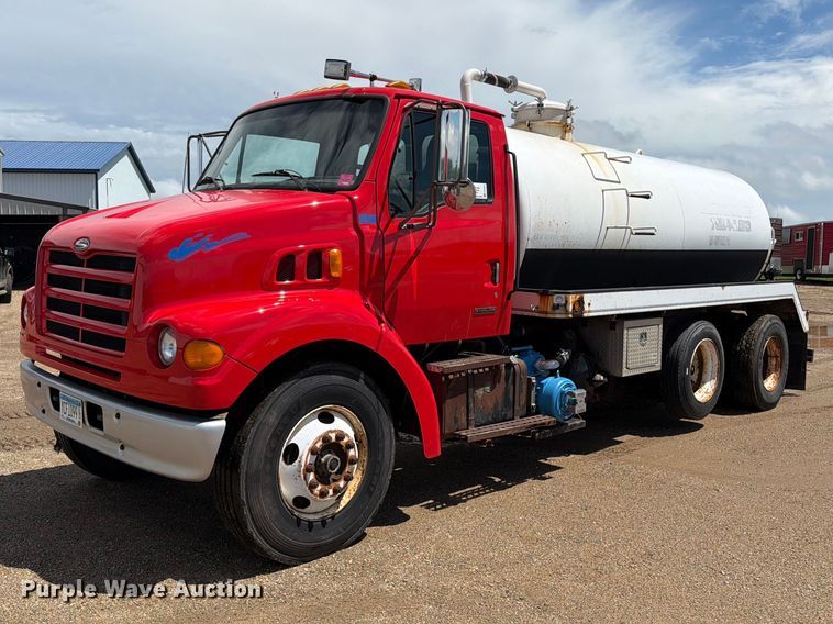 1999 Sterling LT vacuum truck - FK0251