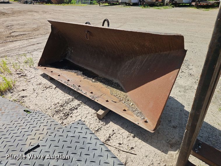 Balderson BIT36-3YQ side dump bucket - FN5725