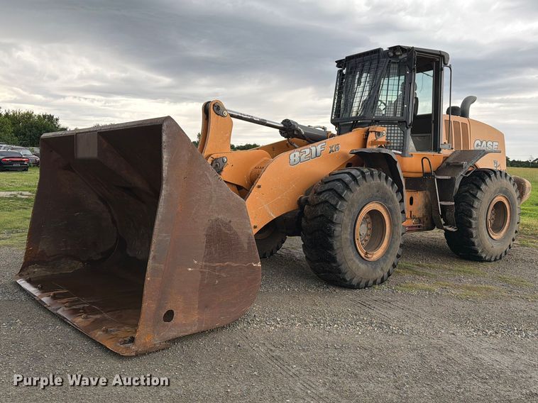 2015 Case 821F XR wheel loader - NJ9071