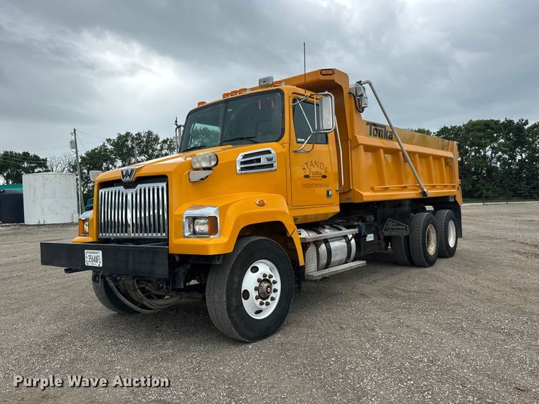 2015 Western Star 4700 dump truck - NJ9136