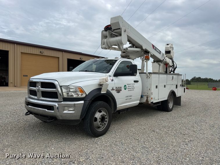 2017 RAM 5500 bucket truck - NJ9195