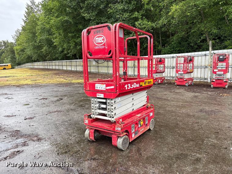 2018 MEC 1330SE scissor lift - YA3466