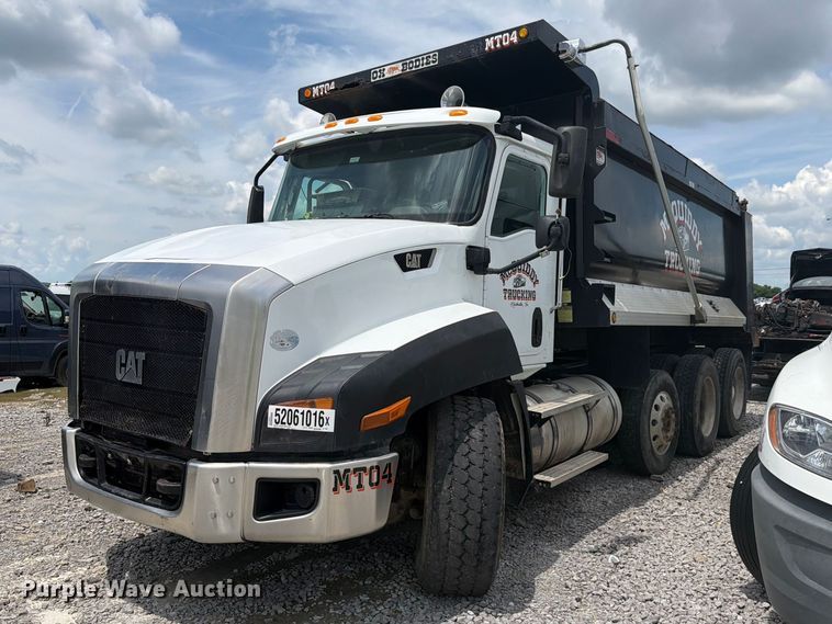 2016 Caterpillar CT660S dump truck - YA3558