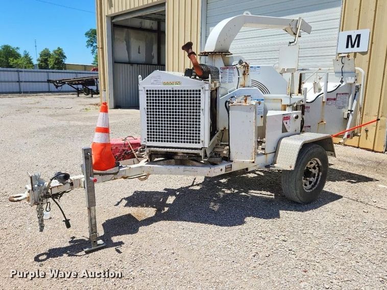 2020 Bandit 200UC wood chipper - YA3736