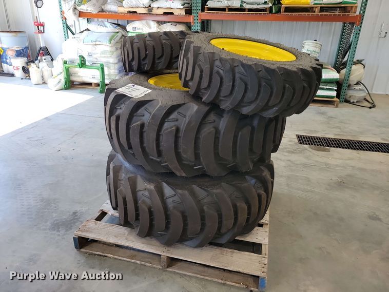 Tires and wheels - EE1124