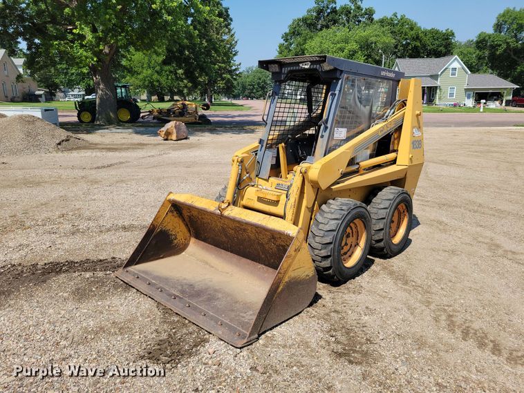 Case 1838 skid steer loader - EE1134
