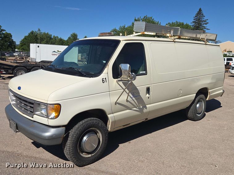 1995 Ford E250 van - ER1773