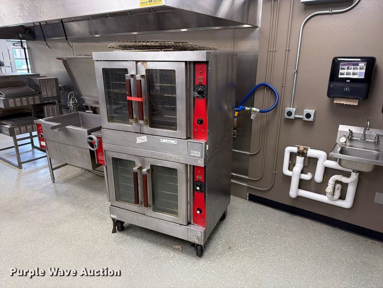 (2) ovens - ER1841