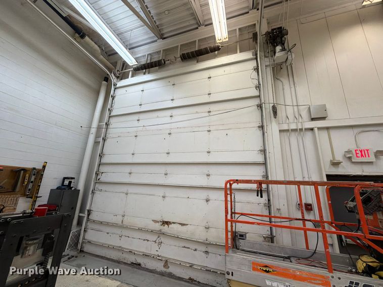 Garage door - ER1882