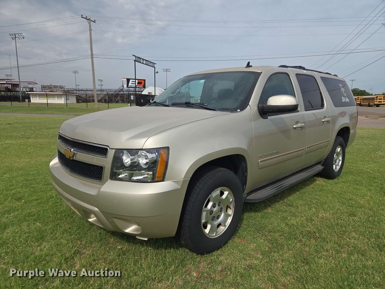 2013 Chevrolet Suburban SUV - EW0414