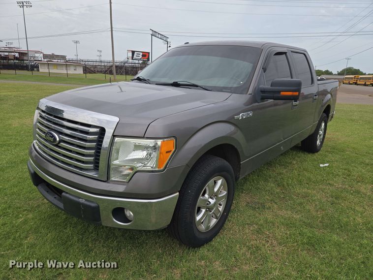 2012 Ford F150 Crew Cab pickup truck - EW0418