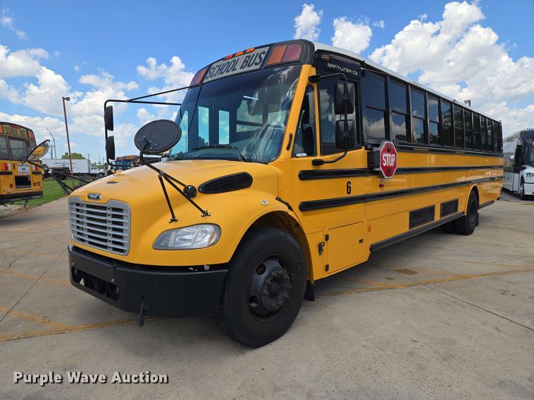 2015 Freightliner B2 school bus - EW0453