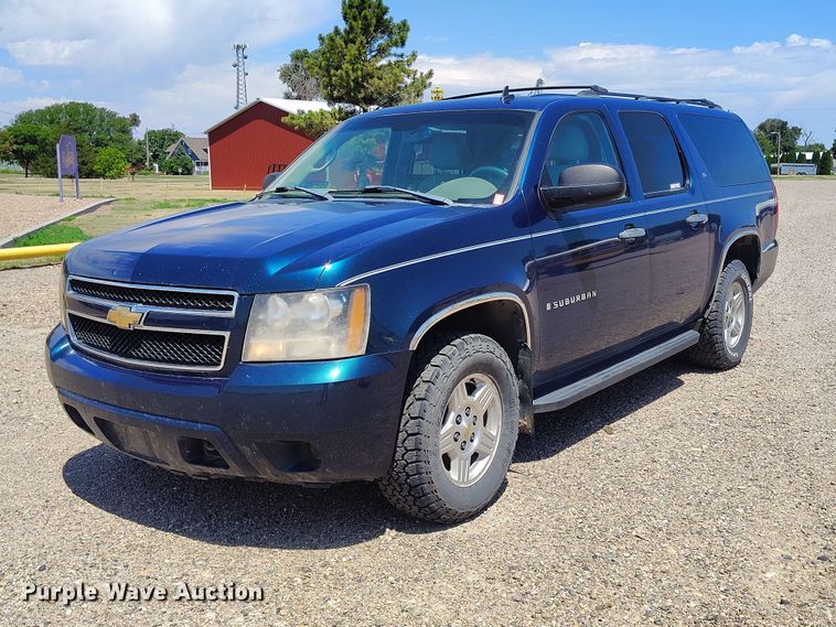 2007 Chevrolet Suburban 1500 SUV - EW1042