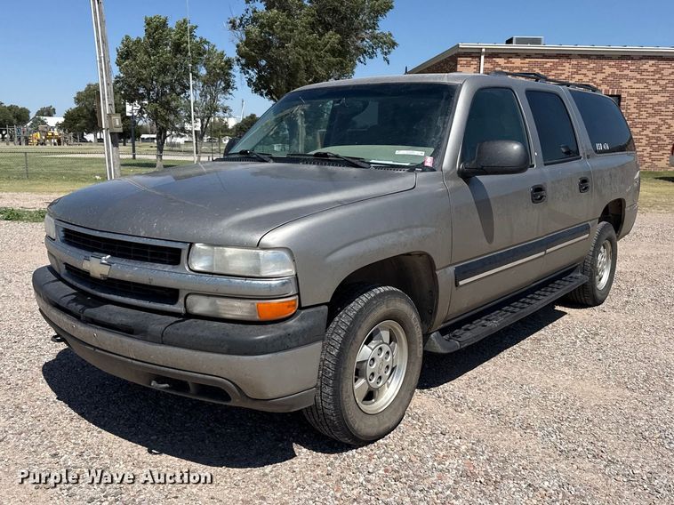 2001 Chevrolet Suburban SUV - EW4006