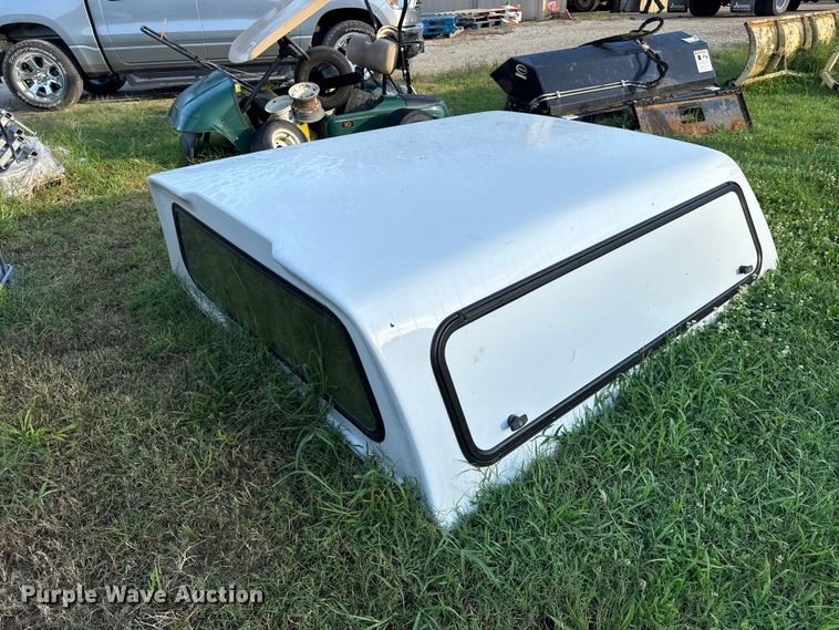 Pickup truck topper - EX2031