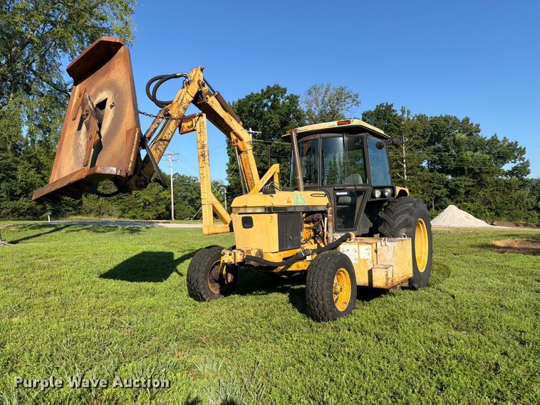 1989 John Deere 2755 tractor - EX2532