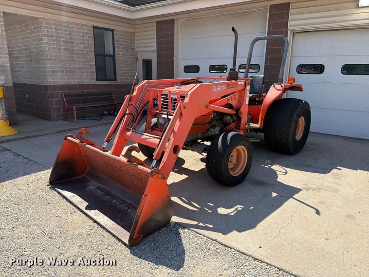 Kubota M5400SD MFWD tractor - EX2533