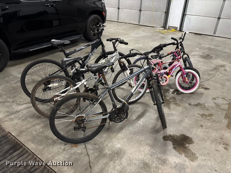 (6) bicycles - FC1856