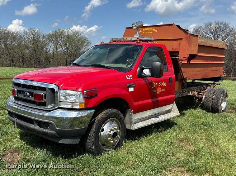 2003 Ford F550 feed mixer truck - EA4815