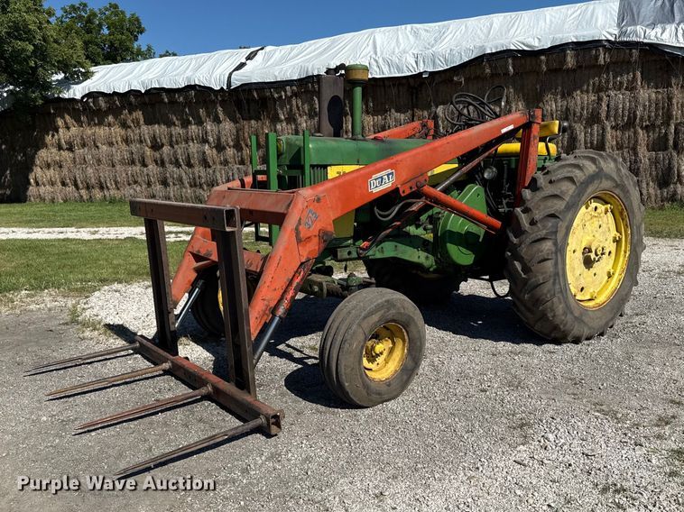 1959 John Deere 730 tractor - EN0389