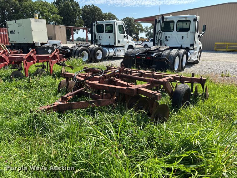 International tandem off-set disk - ER3095