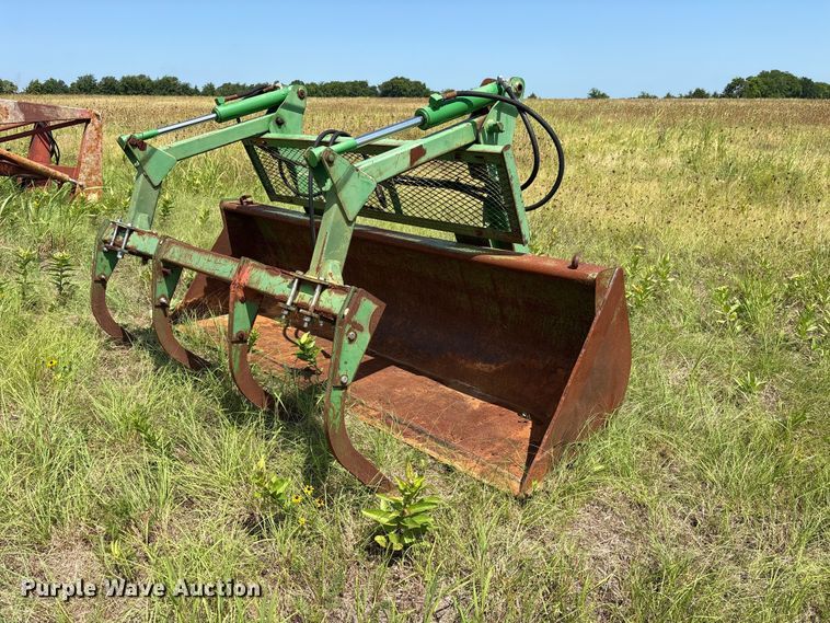 John Deere Grapple bucket - ET0082