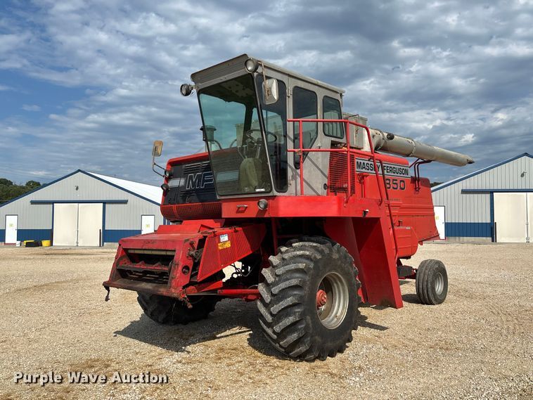 1984 Massey Ferguson 850 combine - FC1874