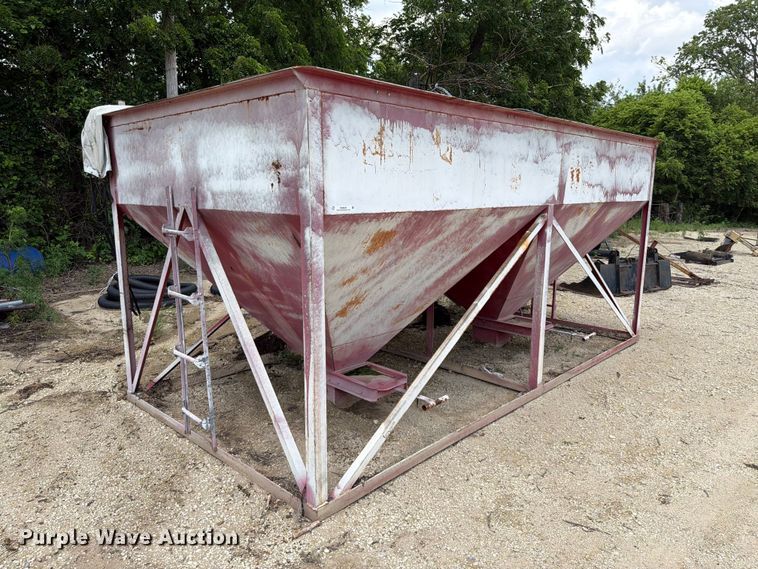 Grain hopper - NA9442