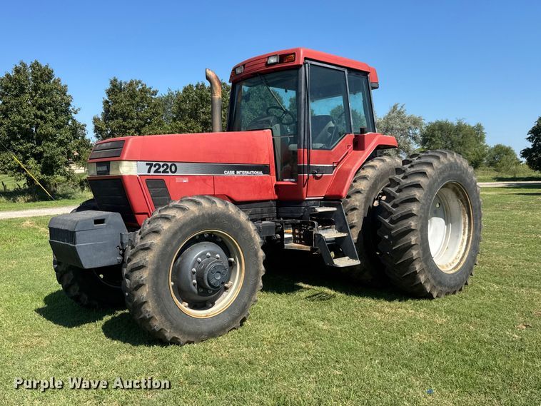1994 Case IH 7220 MFWD tractor - NJ9232
