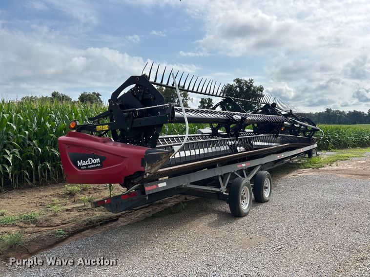2016 Macdon FD75  flex draper head - YA4193