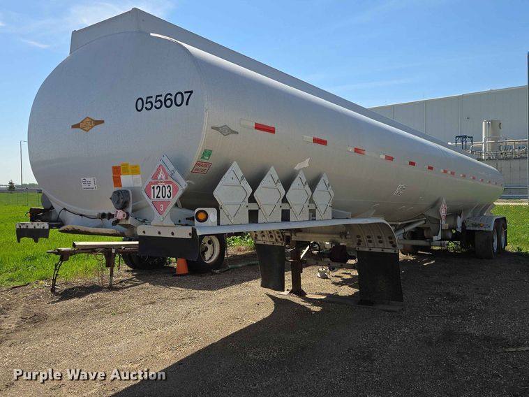 2005 Beall BAST-95-4-DC tank trailer - DP8930