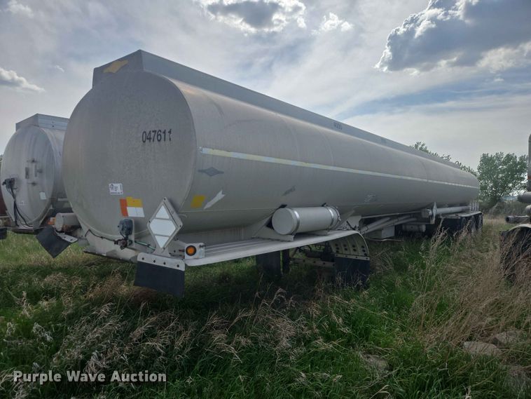 2004 Beall BAST-115-4-SB tank trailer - DP8934