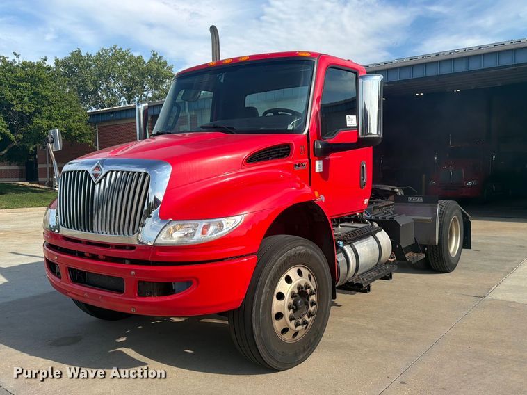 2020 International MV607 semi truck - DQ7951