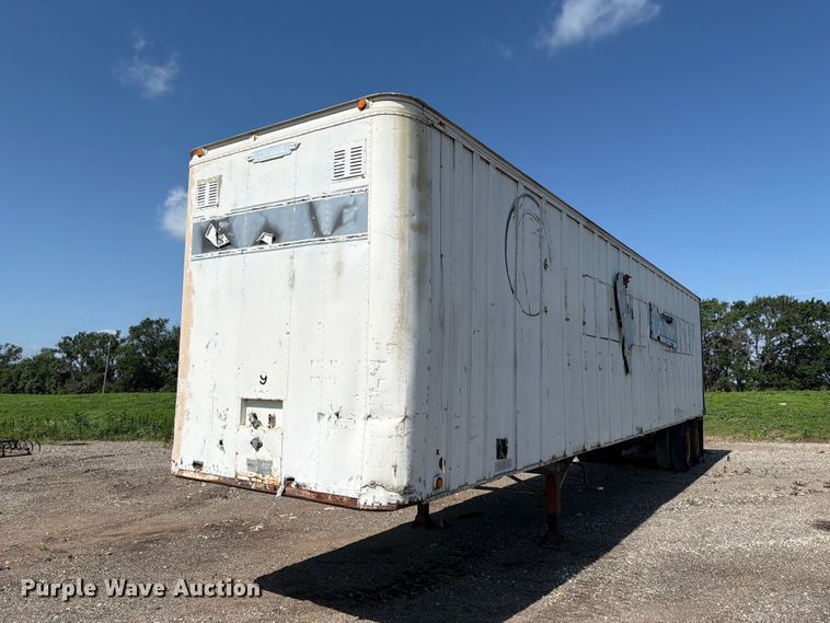 1972 Trailmobile A46A4CAW dry van trailer - NA9514