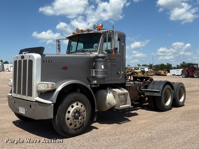 2011 Peterbilt 388 Truck tractor - NM9813