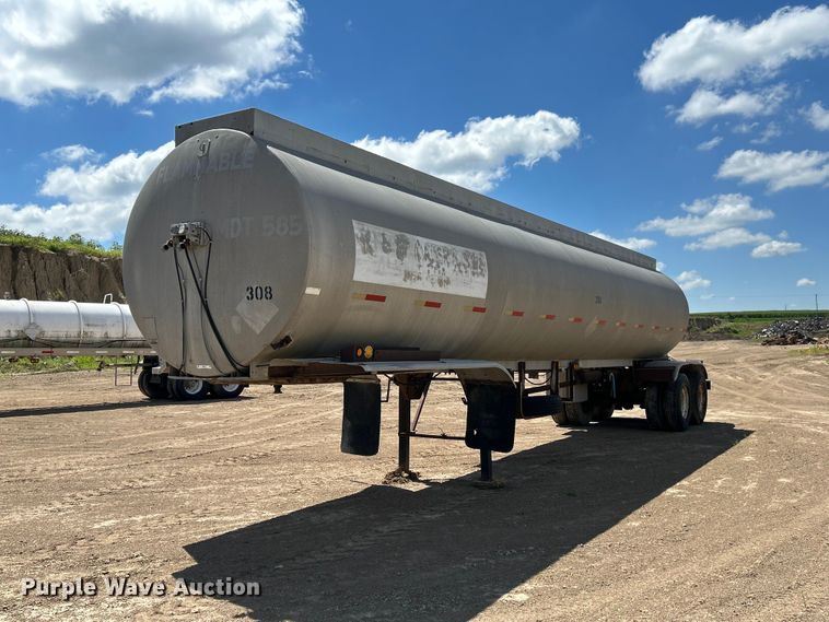 1969 Trailmobile F11S4CAH tank trailer - NM9834