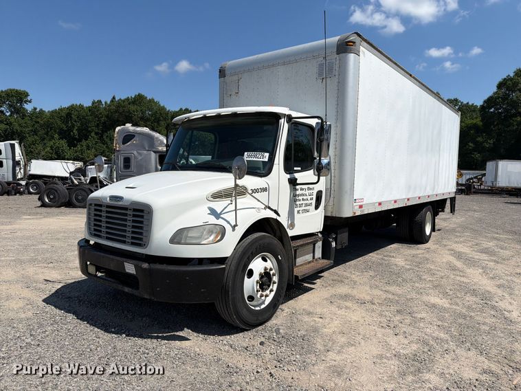 2015 Freightliner Business Class M2 box truck - YA3805