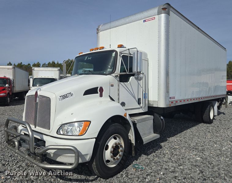 2020 Kenworth T370 box truck - YA6116