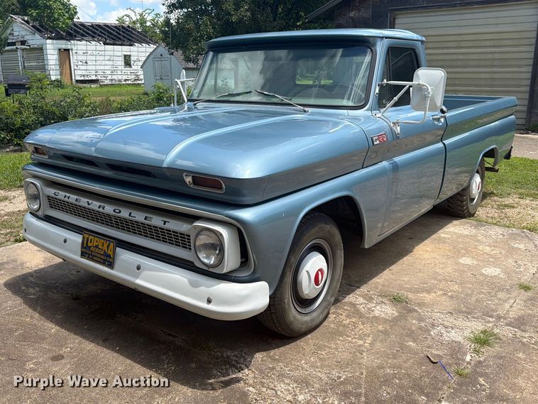1965 Chevrolet C20 pickup truck - DQ7961