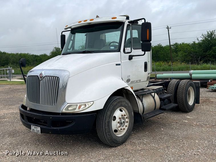 2013 International TranStar 8600 semi truck - ED5399