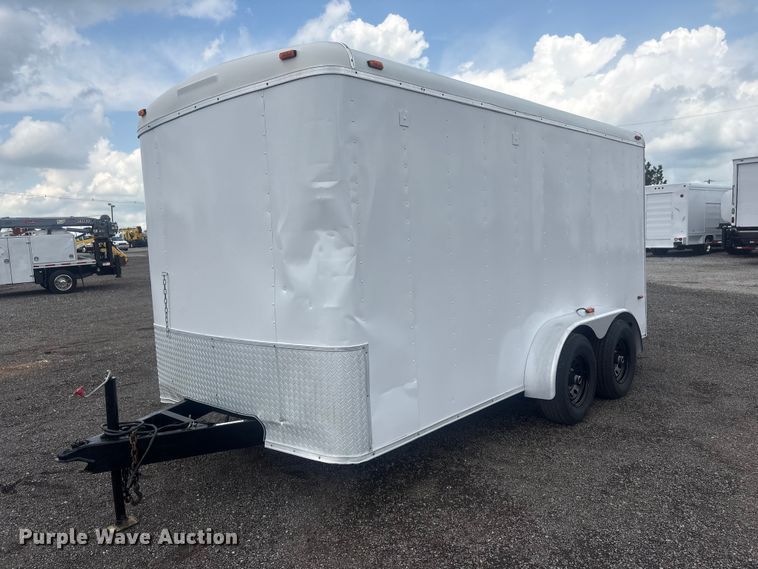 2001 TNT enclosed cargo trailer - EG9147